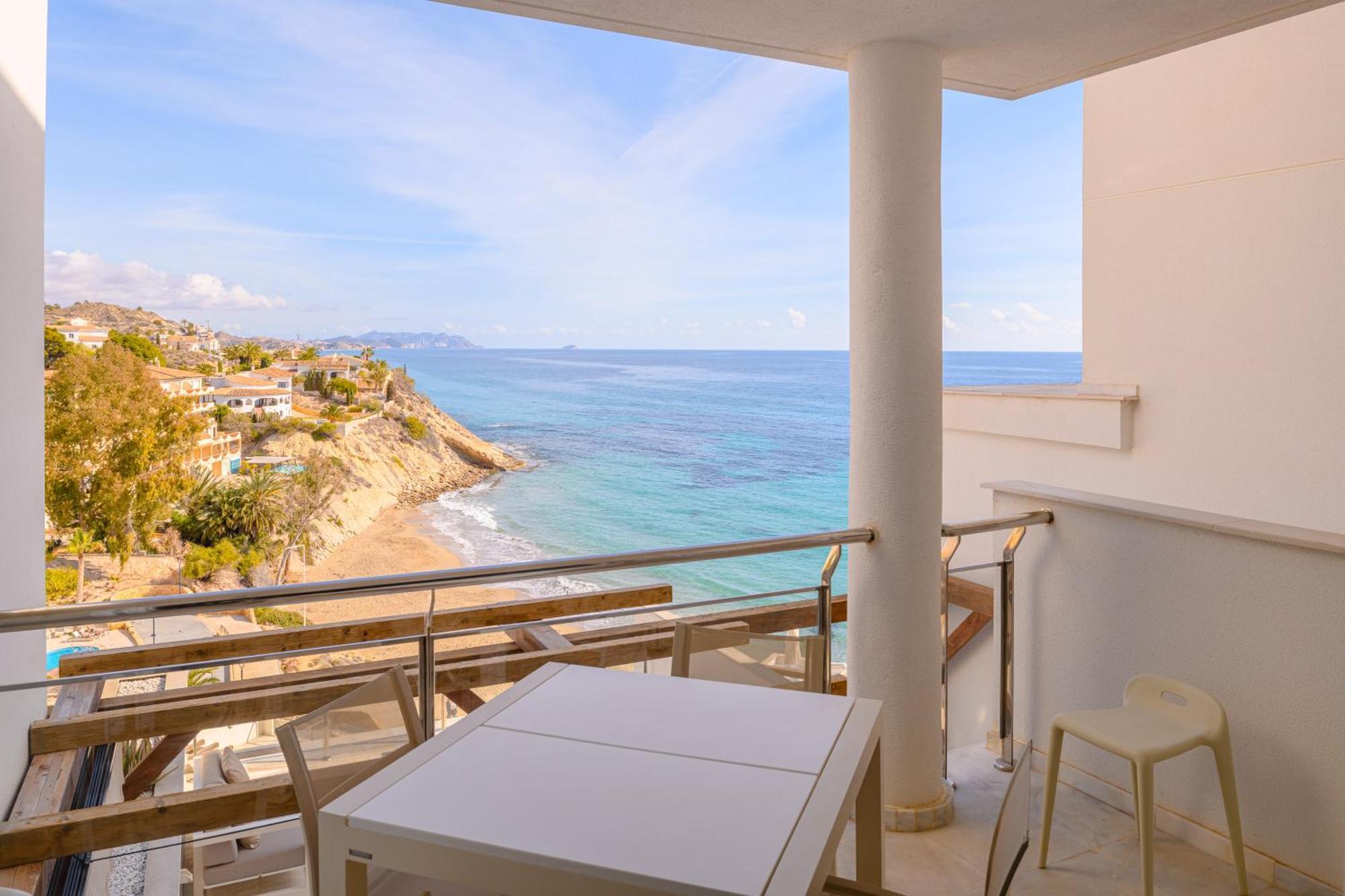 Two-Bedroom Apartment Balcony or Terrace,1747123919:JPEG